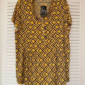 Ava & Grace Yellow and Black Geometric Blouse